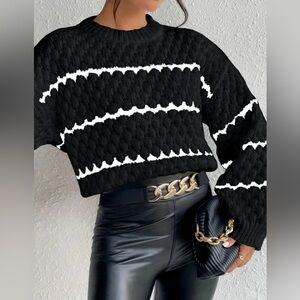 Black Stripped Ballon Sleeve Sweater